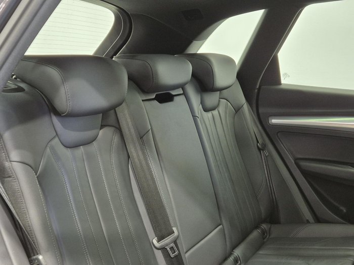 2024 Audi Q5 40 TDI Sport