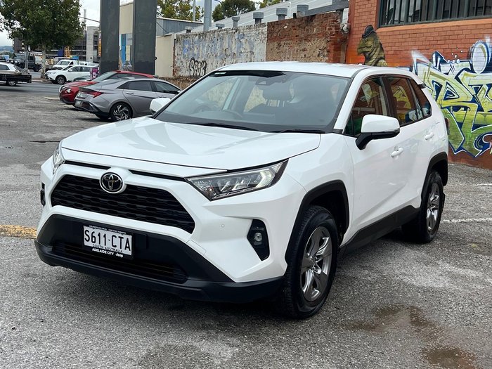 2022 Toyota RAV4 GX