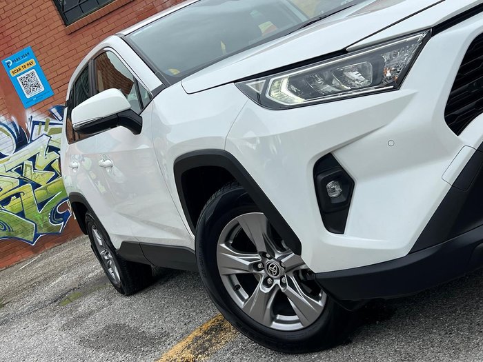 2022 Toyota RAV4 GX