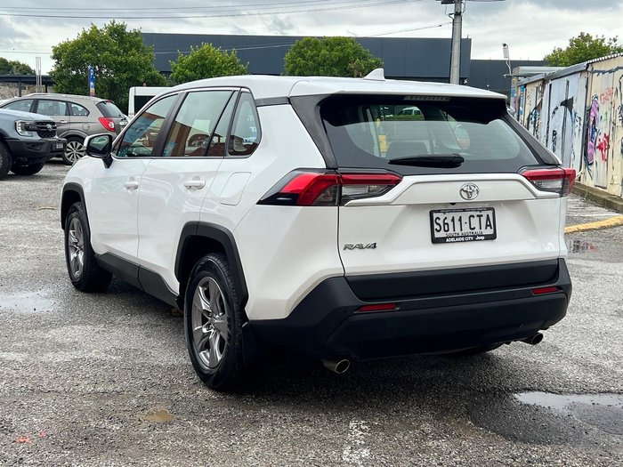 2022 Toyota RAV4 GX