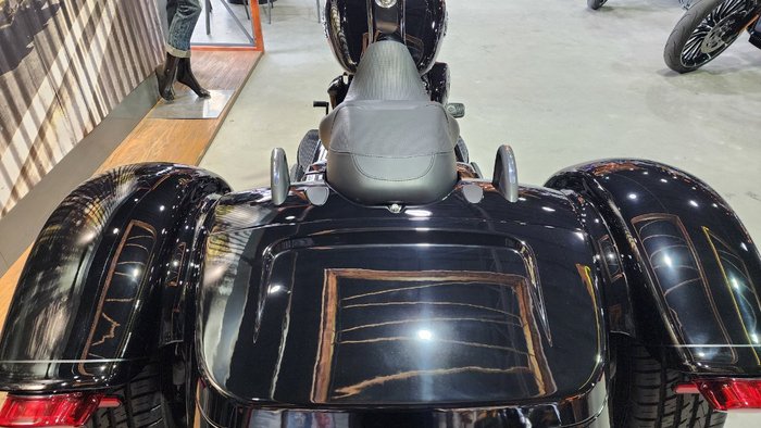 2025 HARLEY-DAVIDSON FLRT FREEWHEELER