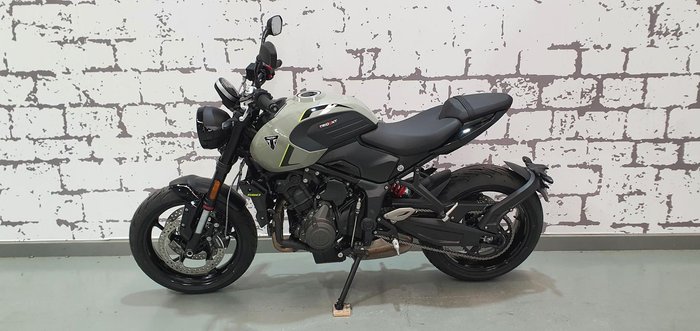 2026 Triumph Trident 660 Trident Grey