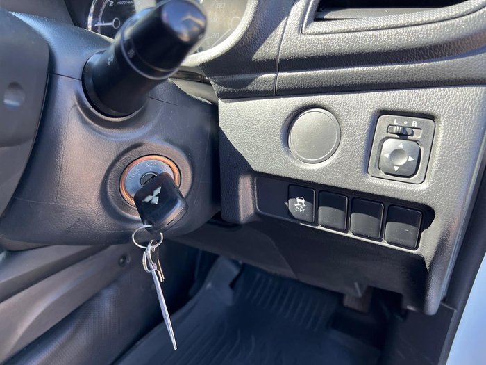 2020 Mitsubishi Triton GLX