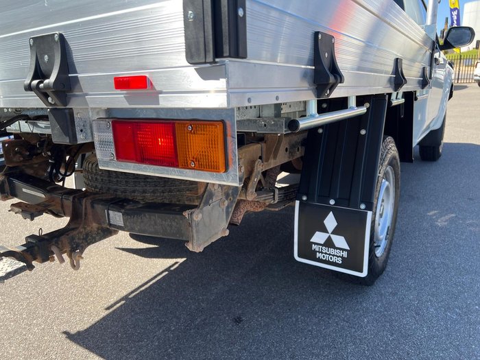 2020 Mitsubishi Triton GLX