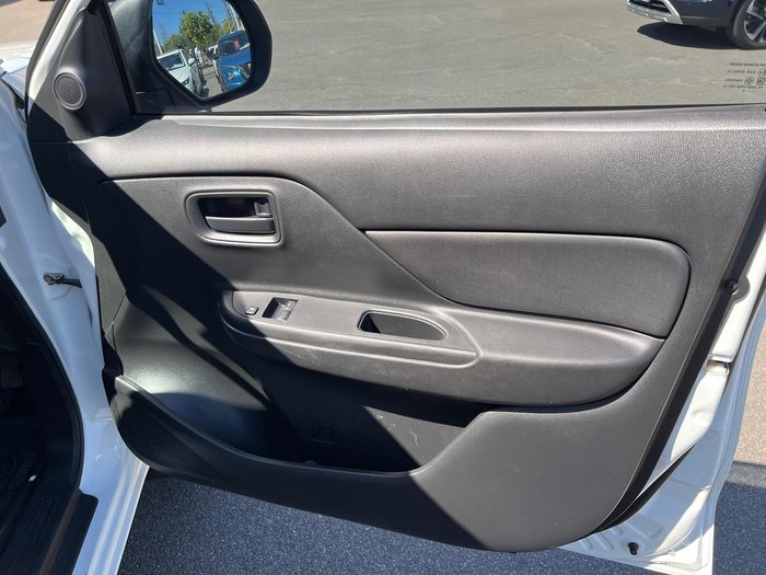 2020 Mitsubishi Triton GLX