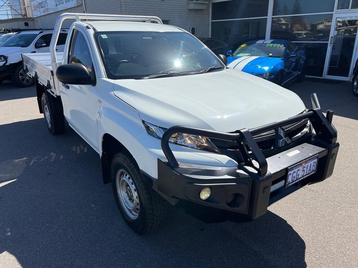 2020 Mitsubishi Triton GLX