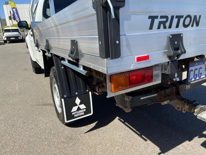 2020 Mitsubishi Triton GLX