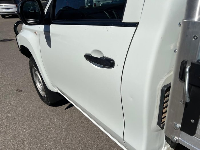 2020 Mitsubishi Triton GLX