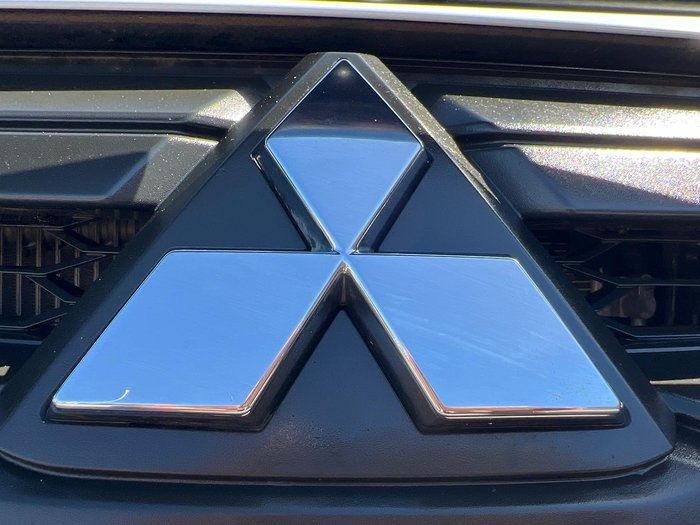 2020 Mitsubishi Triton GLX