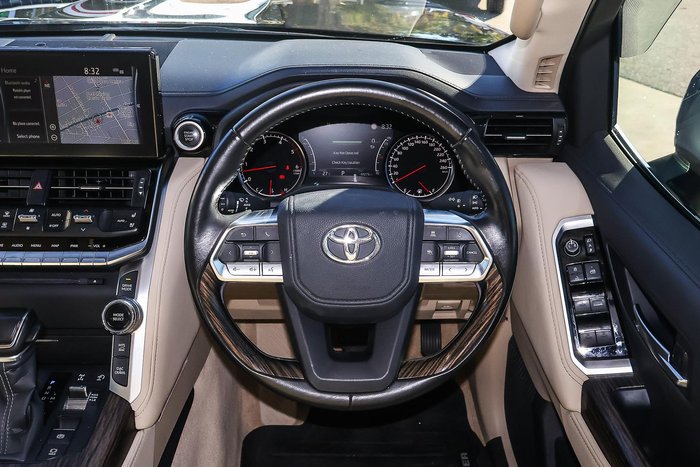 2024 Toyota Landcruiser VX