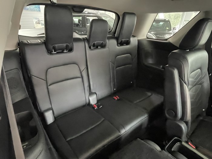 2022 Nissan Pathfinder Ti-L