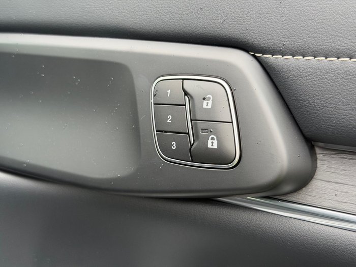 2026 Ford Everest Platinum