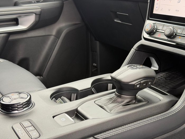 2026 Ford Everest Platinum