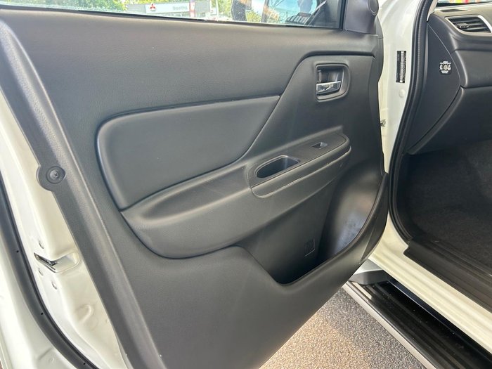 2020 Mitsubishi Triton GLX-R