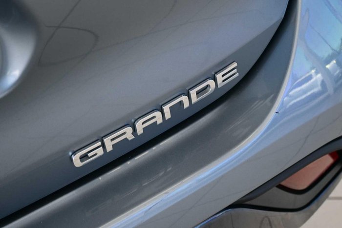 2022 Toyota Kluger Grande