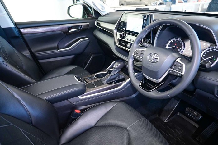 2022 Toyota Kluger Grande