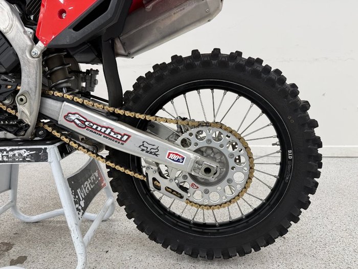 2023 Honda CRF450R Red