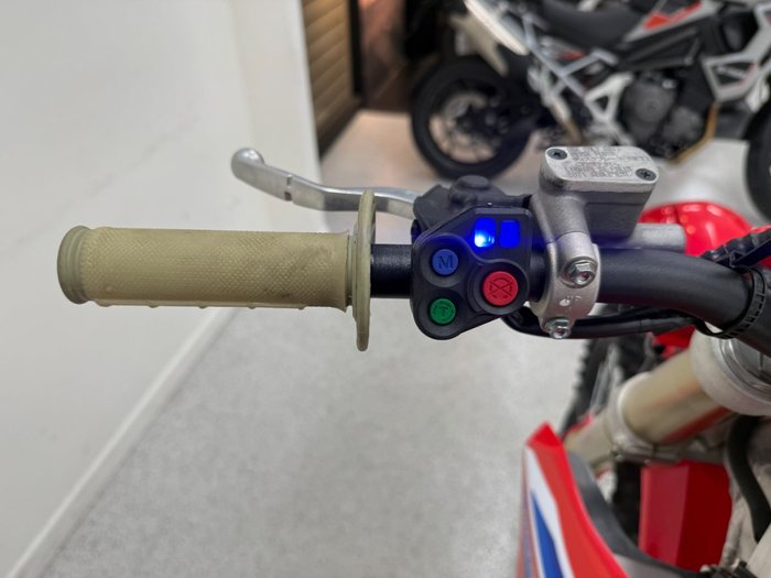 2023 Honda CRF450R Red