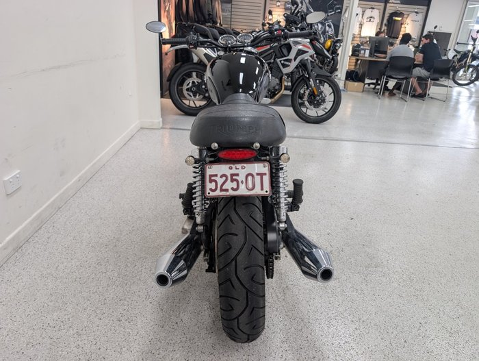 Triumph 2013 TRIUMPH 865CC BONNEVILLE A2 Black