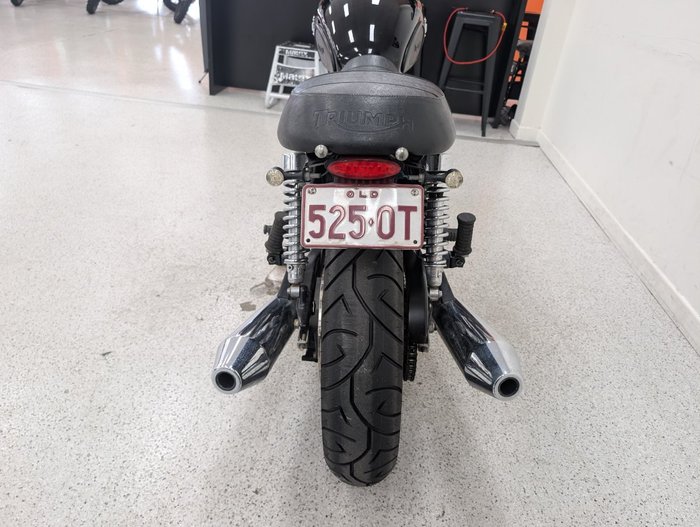 Triumph 2013 TRIUMPH 865CC BONNEVILLE A2 Black