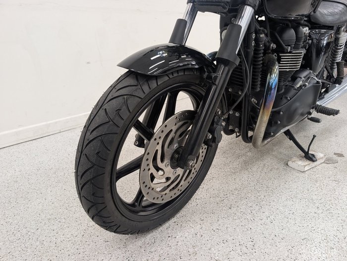 Triumph 2013 TRIUMPH 865CC BONNEVILLE A2 Black