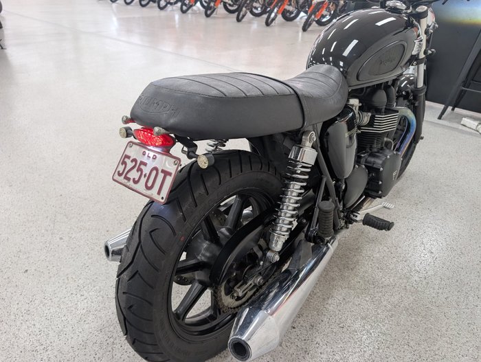 Triumph 2013 TRIUMPH 865CC BONNEVILLE A2 Black