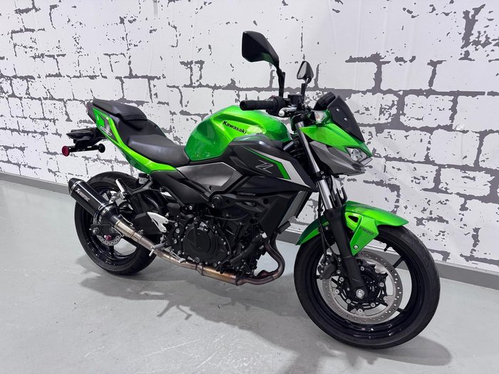 2025 Kawasaki Z500 (ER500) Z Green