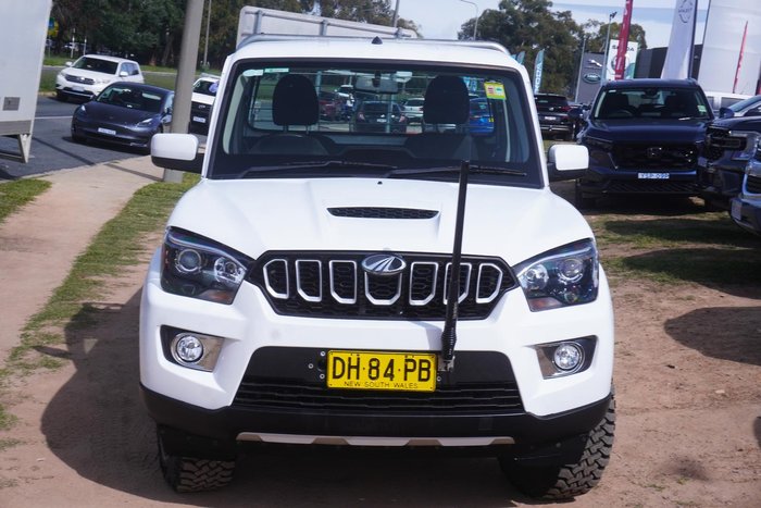 2022 Mahindra PIK-UP S6+
