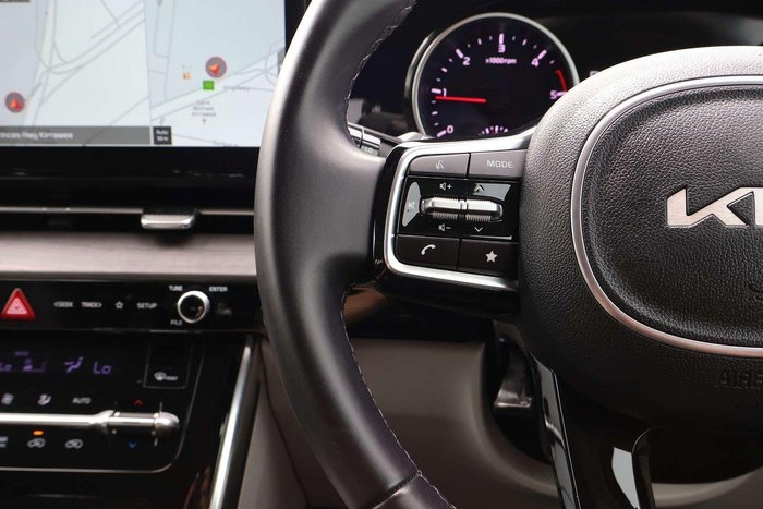 2023 Kia Carnival SLi