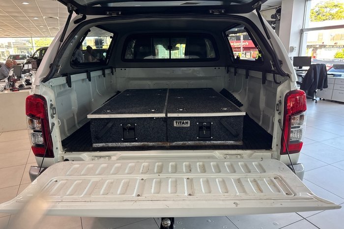 2021 Mitsubishi Triton GLX+