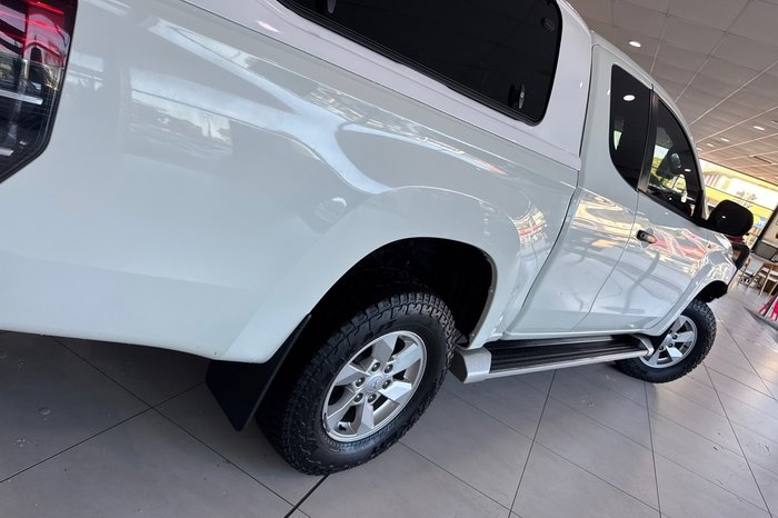 2021 Mitsubishi Triton GLX+