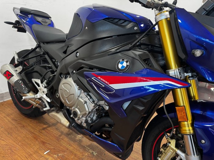 2020 BMW Motorrad S 1000 R BLUE