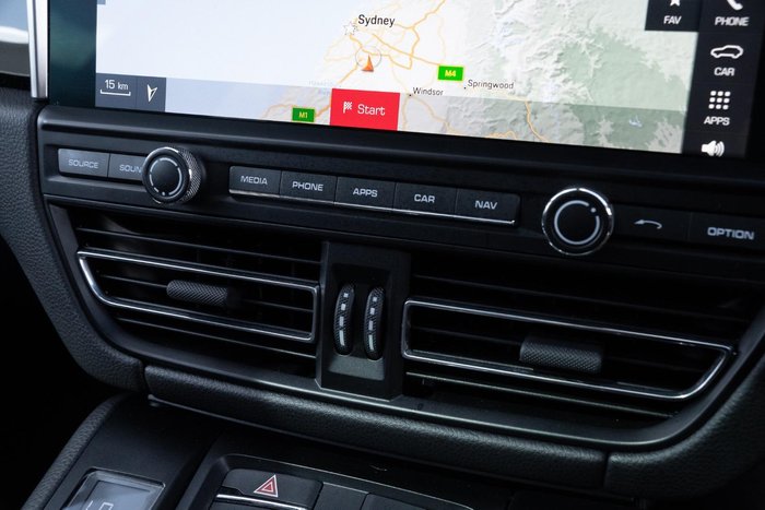 2020 Porsche Macan S