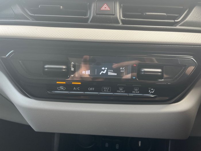 2024 Suzuki Swift Hybrid Plus