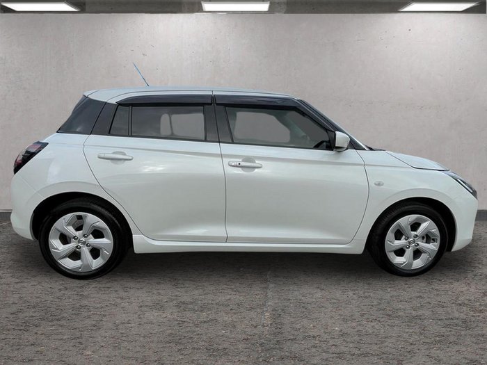 2024 Suzuki Swift Hybrid Plus