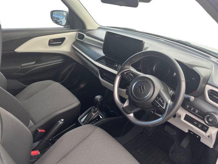 2024 Suzuki Swift Hybrid Plus