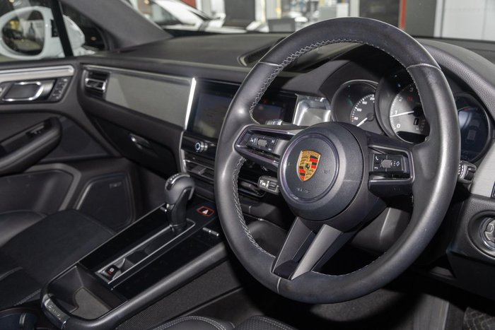 2021 Porsche Macan S