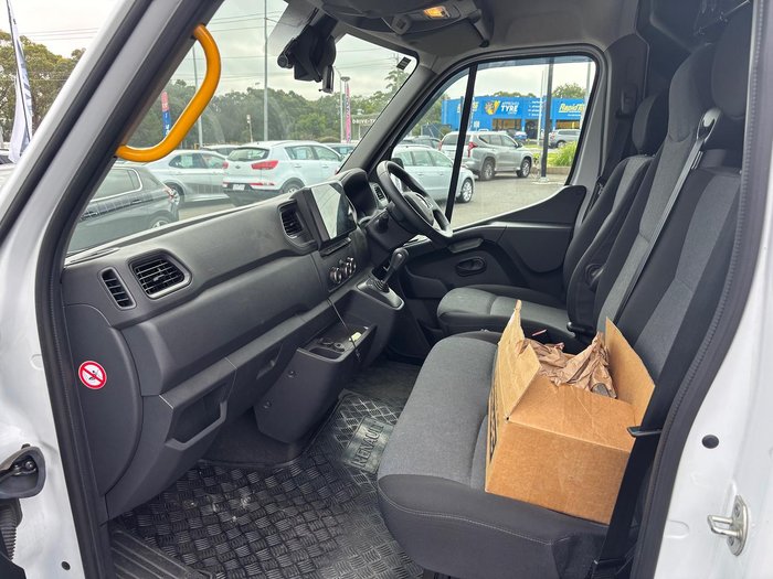 2023 Renault Master Pro 110kW