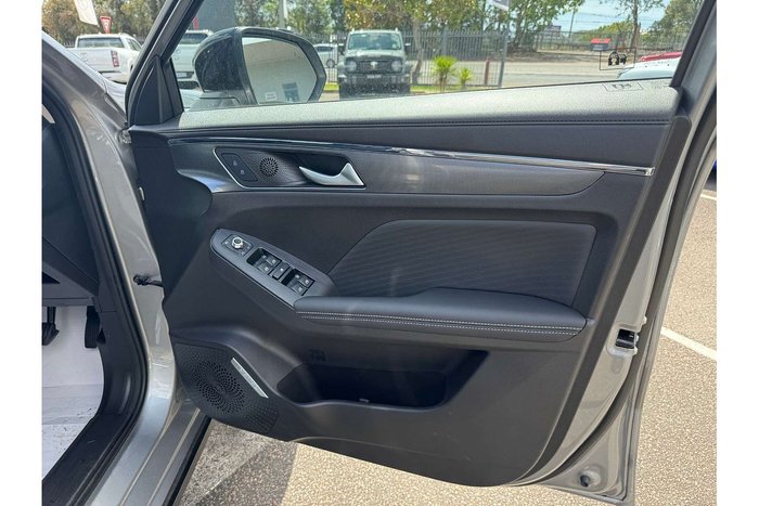 2026 GWM Haval Jolion Lux Hybrid A02 Ayers Grey (AG01)