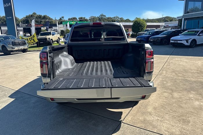 2025 GWM Cannon Alpha Ultra PHEV