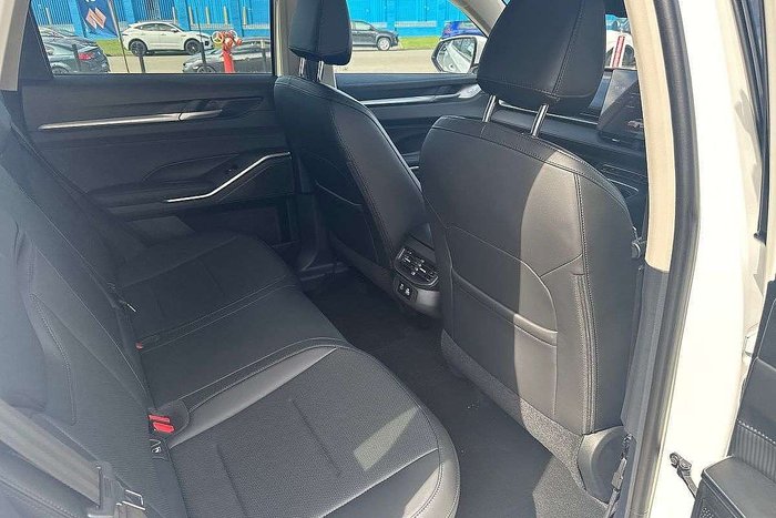 2025 GWM Haval H6 Ultra Hybrid B01 Hamilton White (9C01)