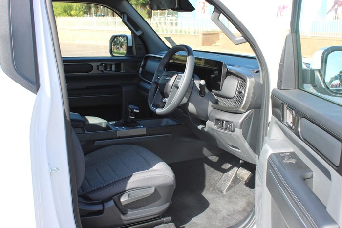 2026 Kia Tasman S