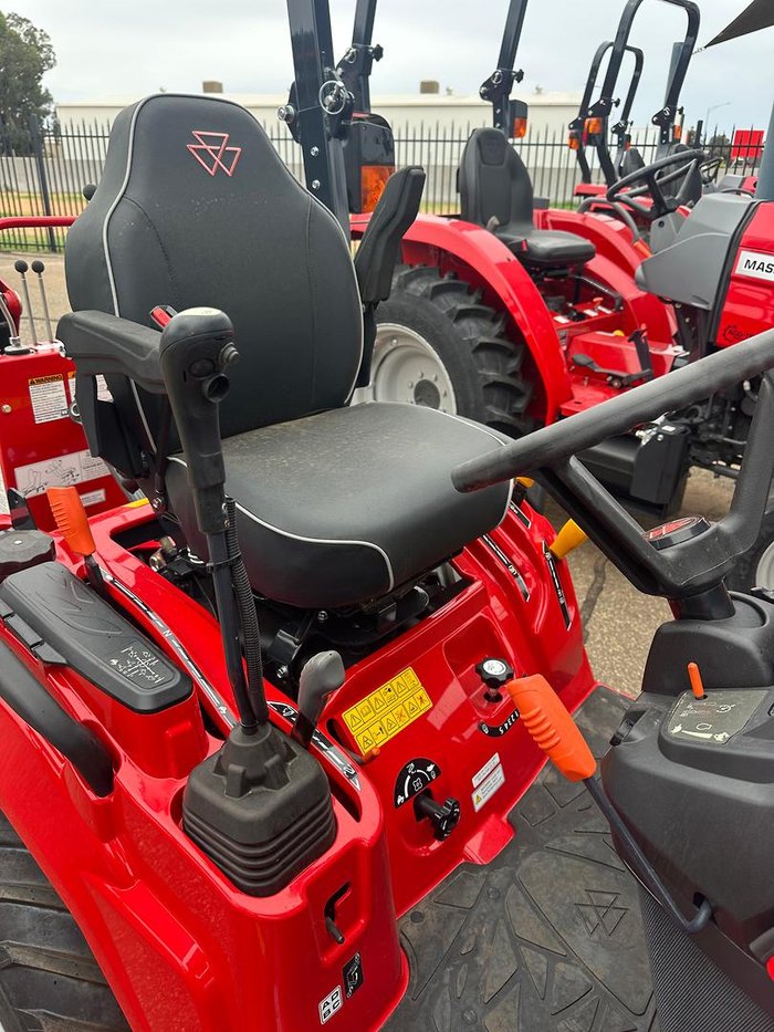 2025 Massey Ferguson 1Gc.25