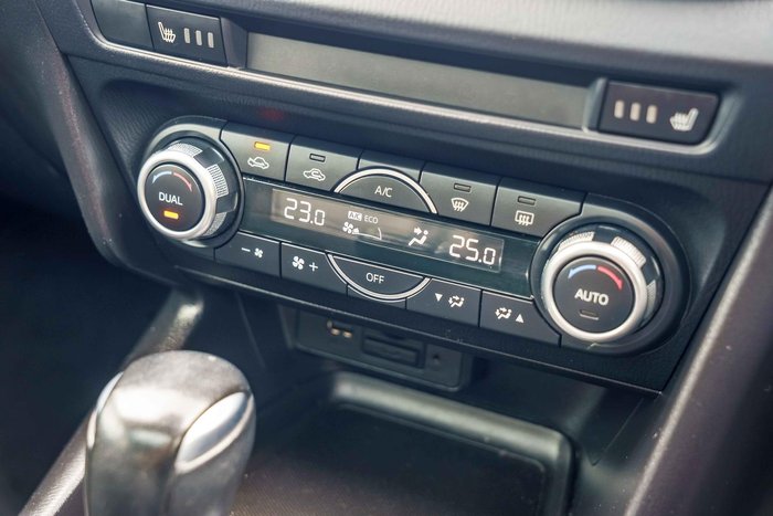 2017 Mazda 3 SP25 Astina