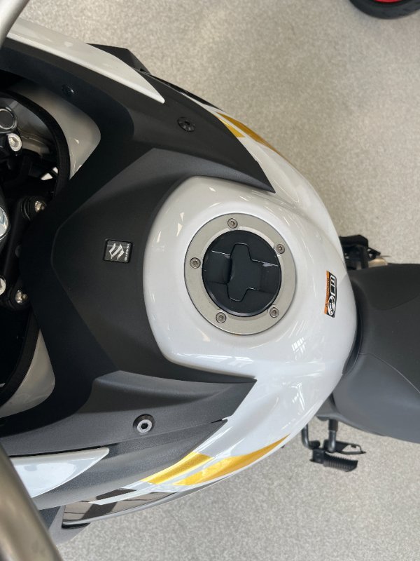 2023 Suzuki V-STROM 650XT (DL650XA) WHITE