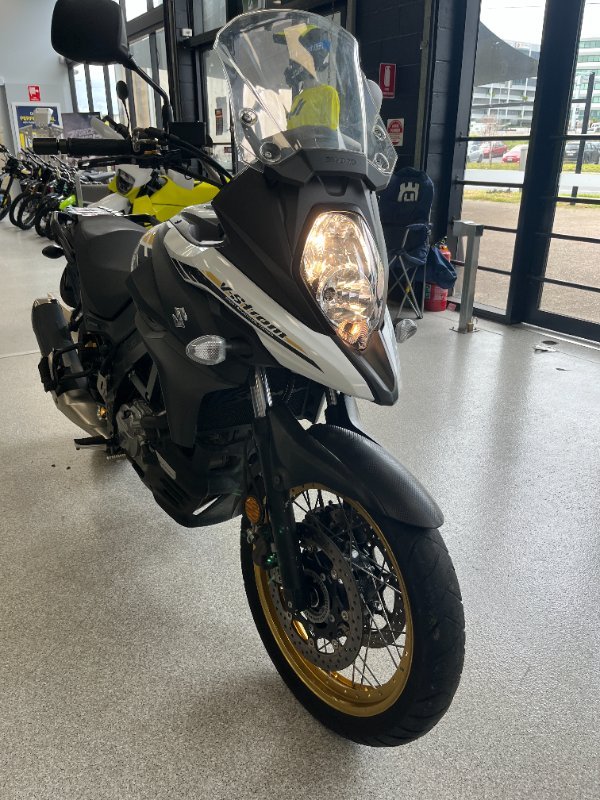 2023 Suzuki V-STROM 650XT (DL650XA) WHITE