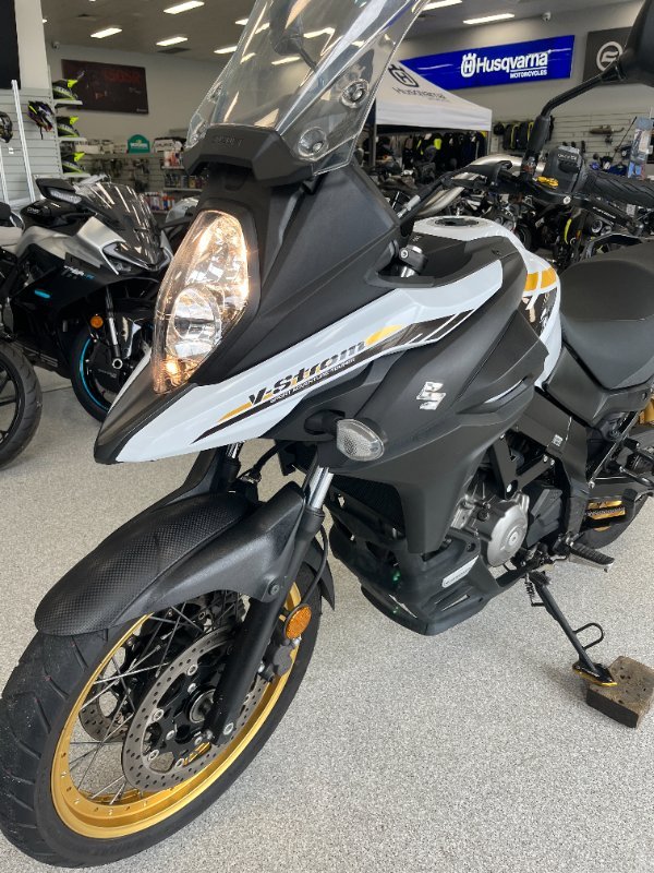 2023 Suzuki V-STROM 650XT (DL650XA) WHITE