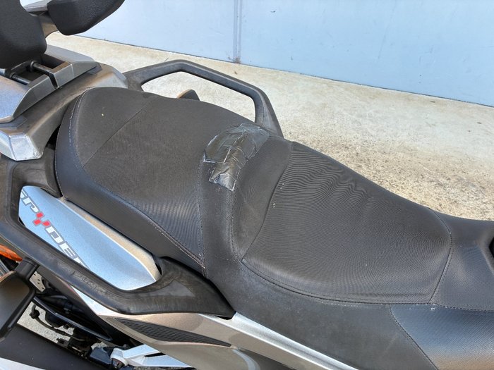 2013 BRP SPYDER ST Silver