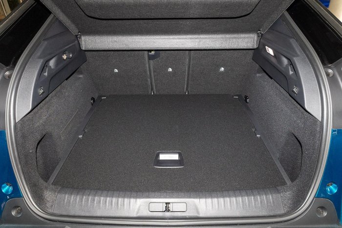 2024 Peugeot 3008 GT Premium Hybrid