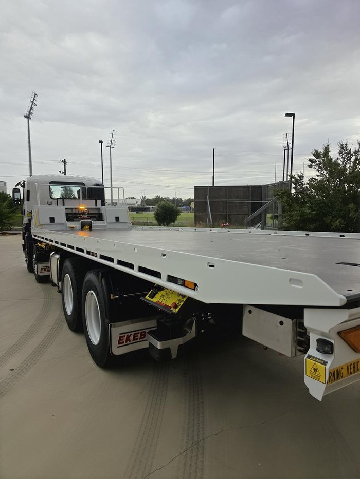 2025 Isuzu F Series FYJ300-350